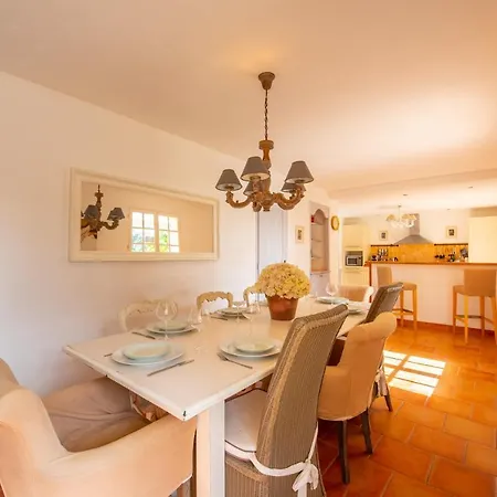 Beautiful 5 Bedroom Provencal Villa Grimaud