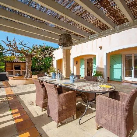 Beautiful 5 Bedroom Provencal Villa Villa