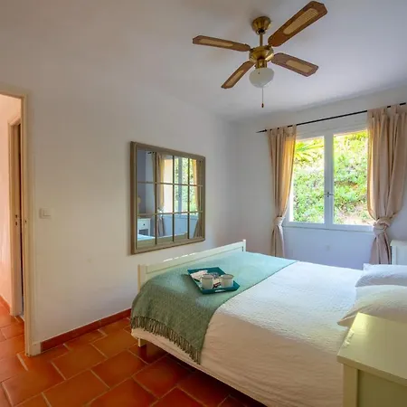 Beautiful 5 Bedroom Provencal Villa Grimaud